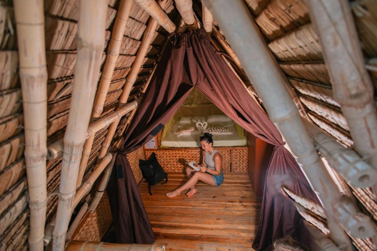 Mad Monkey Hostel Nacpan Beach (Adults Only) El Nido Bagian luar foto
