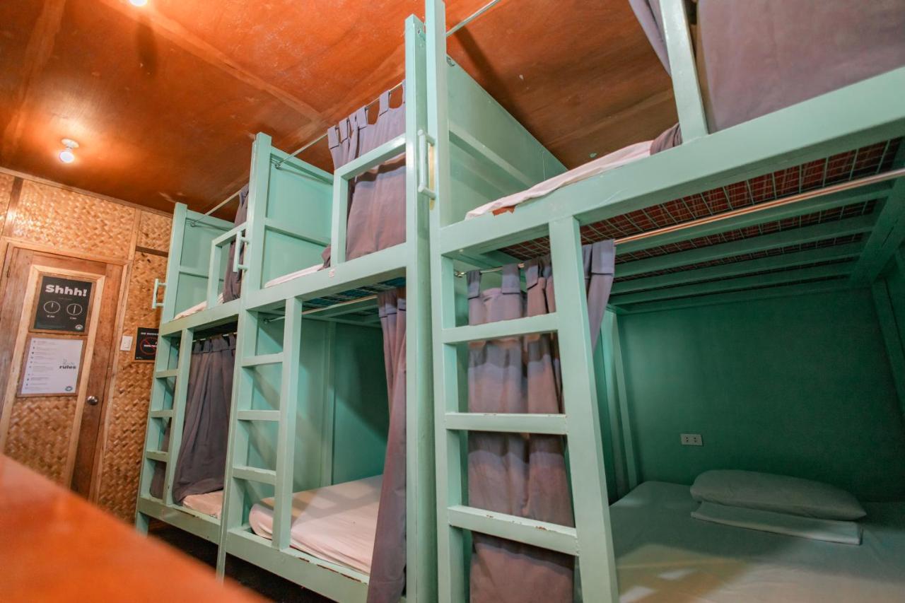 Mad Monkey Hostel Nacpan Beach (Adults Only) El Nido Bagian luar foto