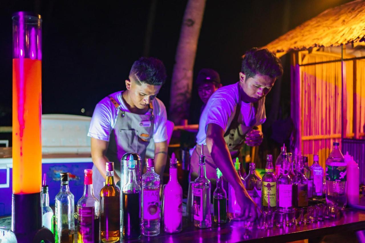 Mad Monkey Hostel Nacpan Beach (Adults Only) El Nido Bagian luar foto