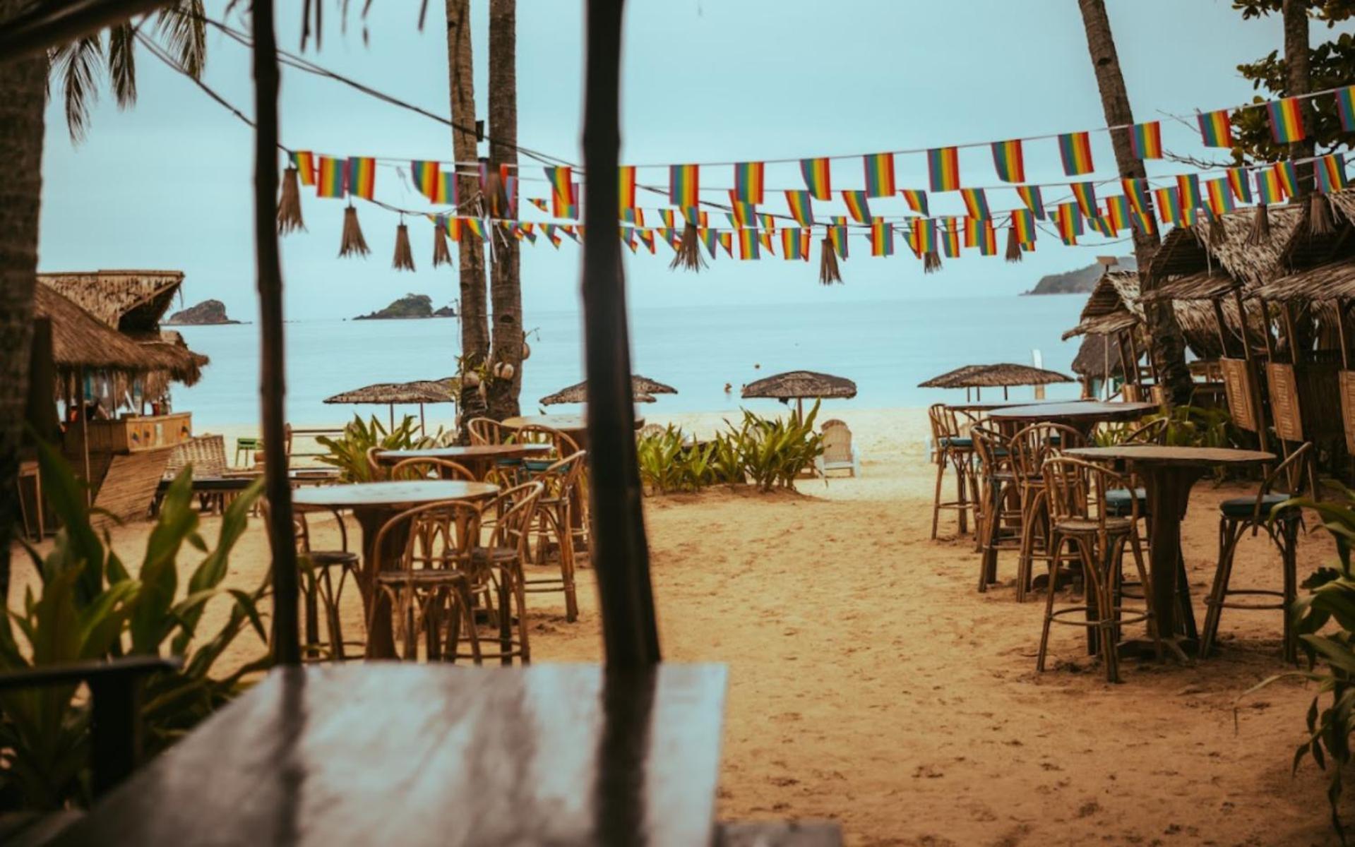 Mad Monkey Hostel Nacpan Beach (Adults Only) El Nido Bagian luar foto