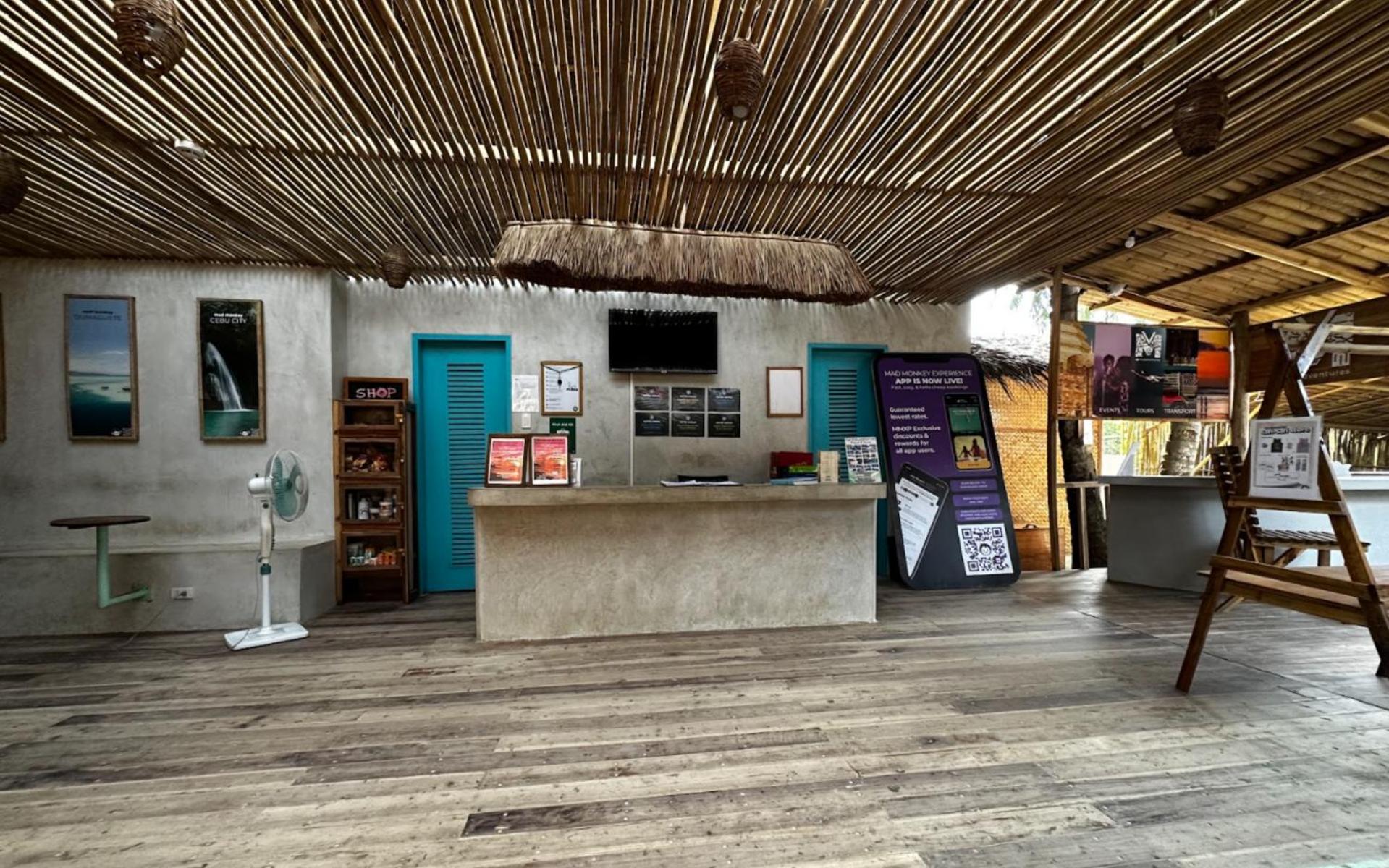 Mad Monkey Hostel Nacpan Beach (Adults Only) El Nido Bagian luar foto