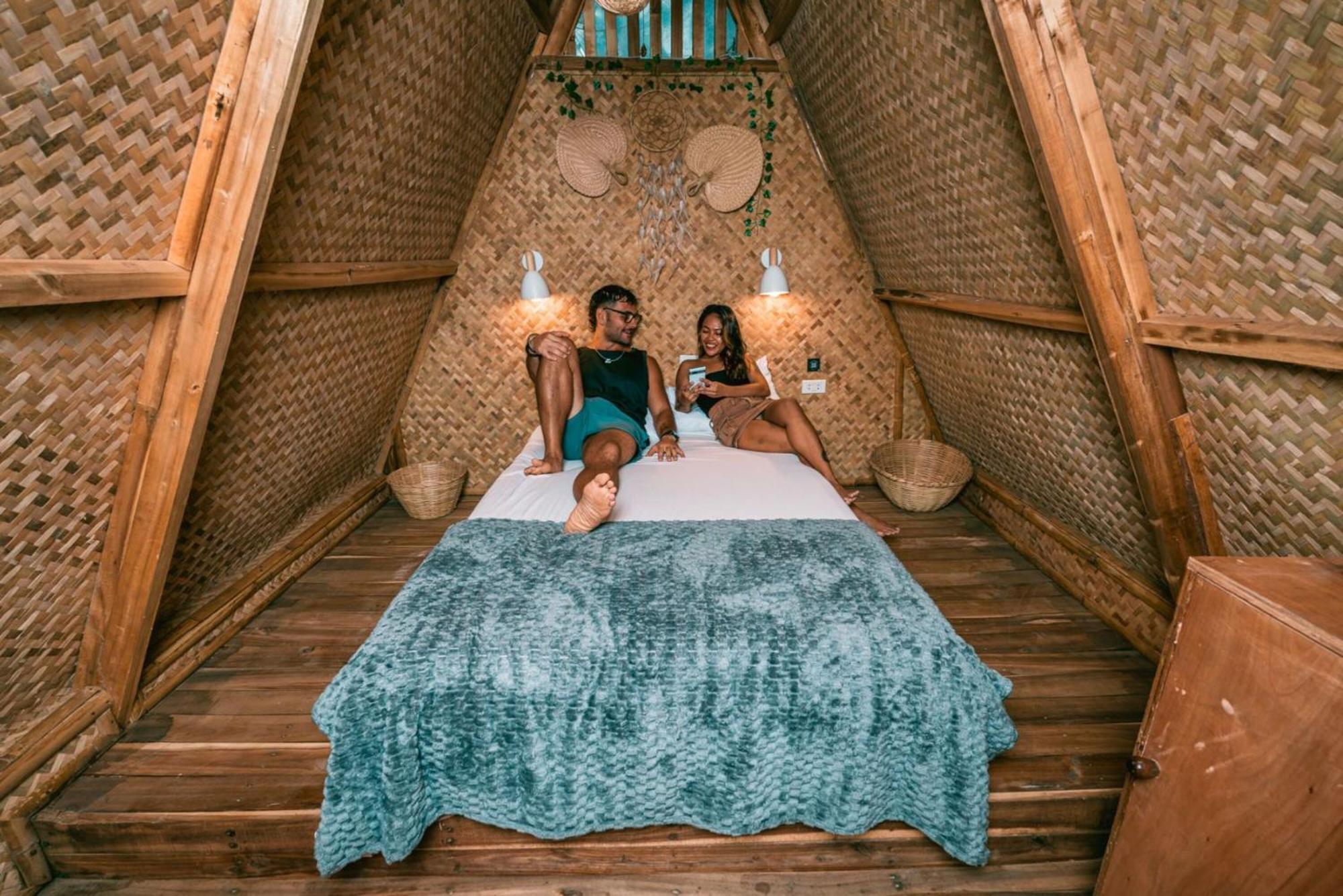 Mad Monkey Hostel Nacpan Beach (Adults Only) El Nido Bagian luar foto
