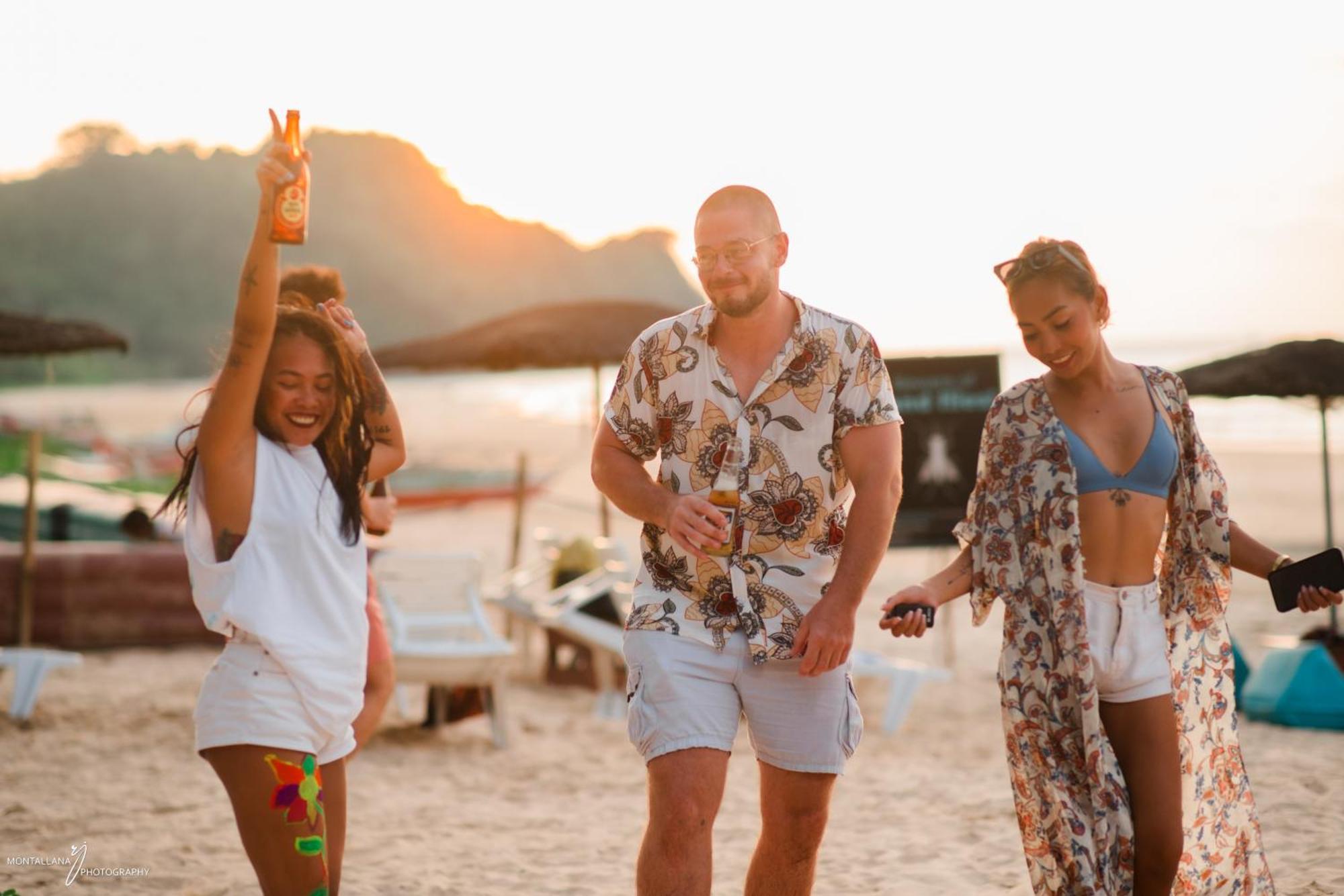 Mad Monkey Hostel Nacpan Beach (Adults Only) El Nido Bagian luar foto